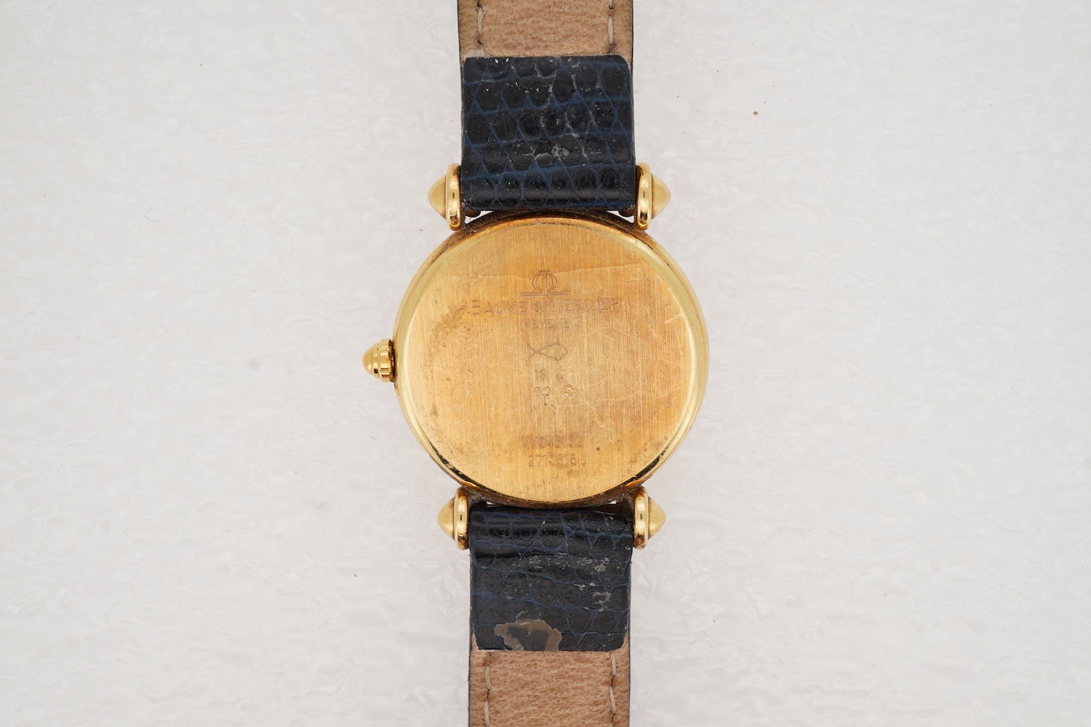 A lady's recent 18ct gold Swiss Baume & Mercier quartz wrist watch